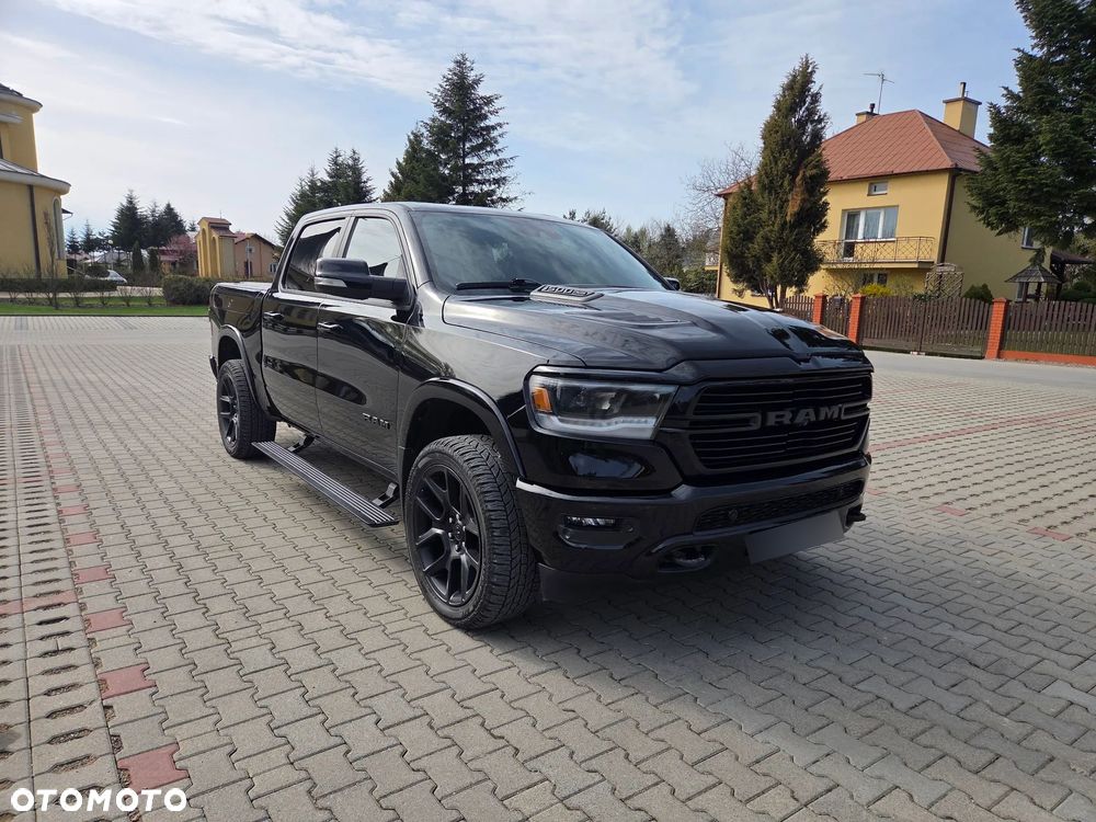 RAM 1500 5.7 Crew Cab Longbed Laramie Black - 21