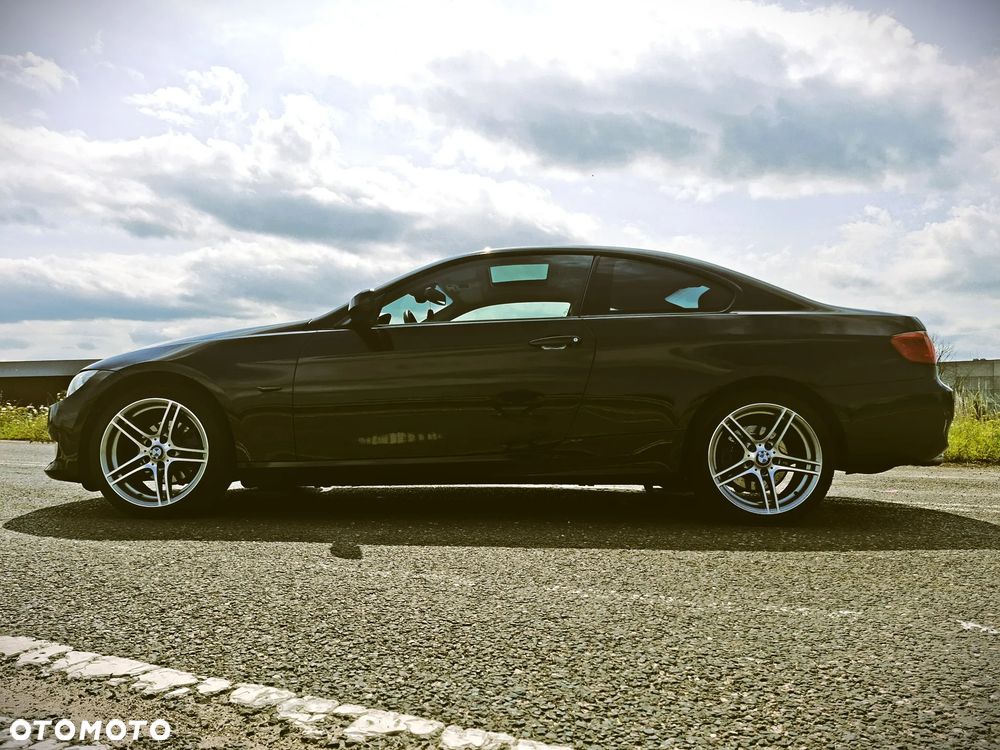 BMW Seria 3 318i M Sport Edition - 38