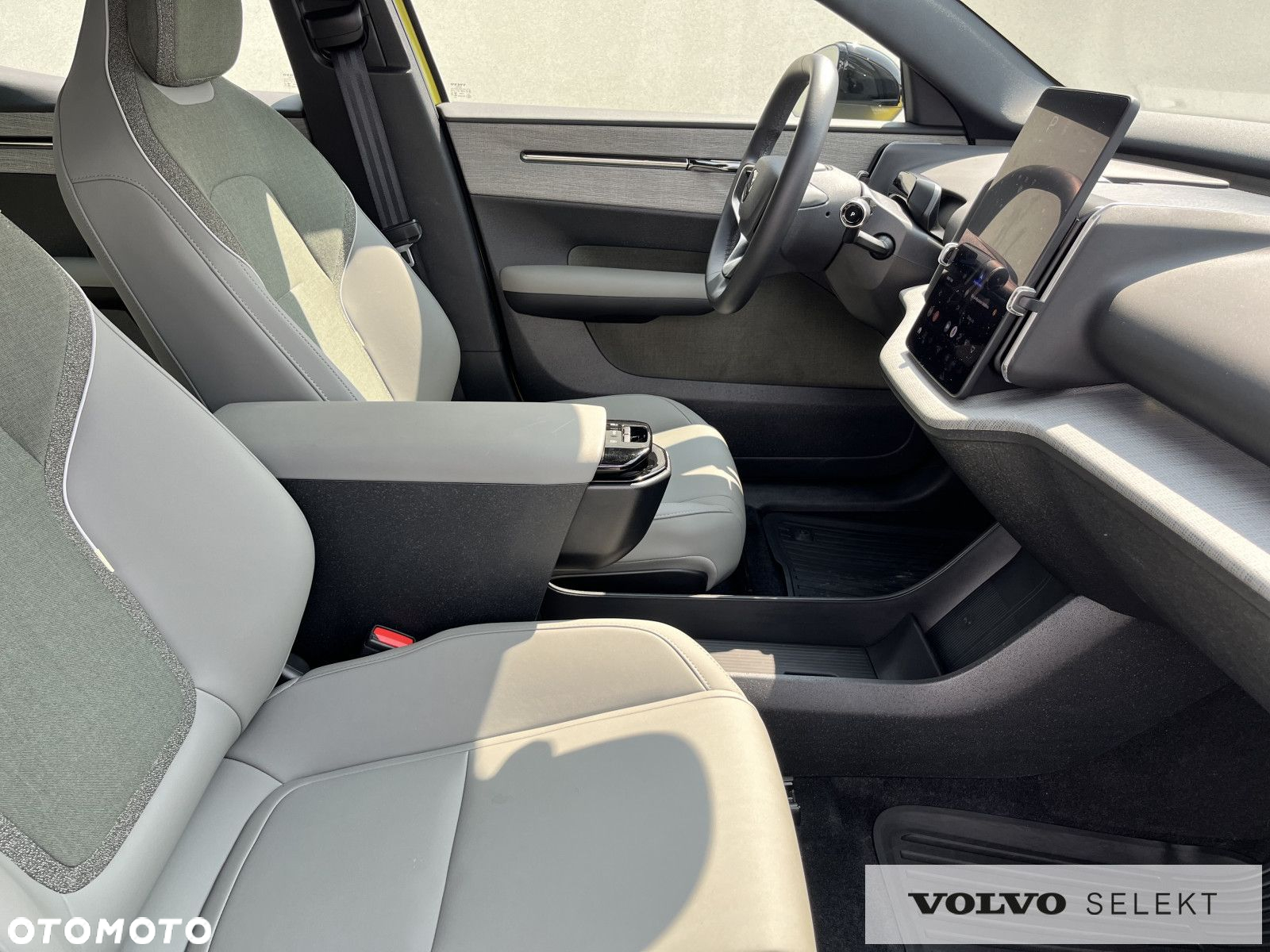 Volvo EX30 - 16