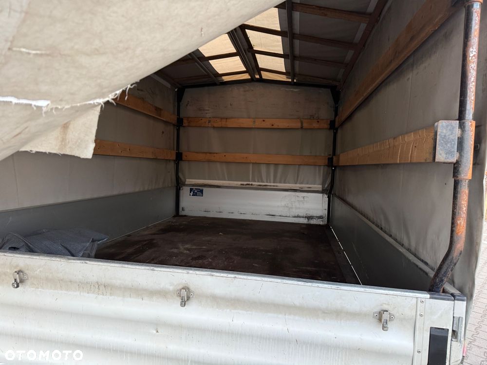 Volkswagen Crafter - 13