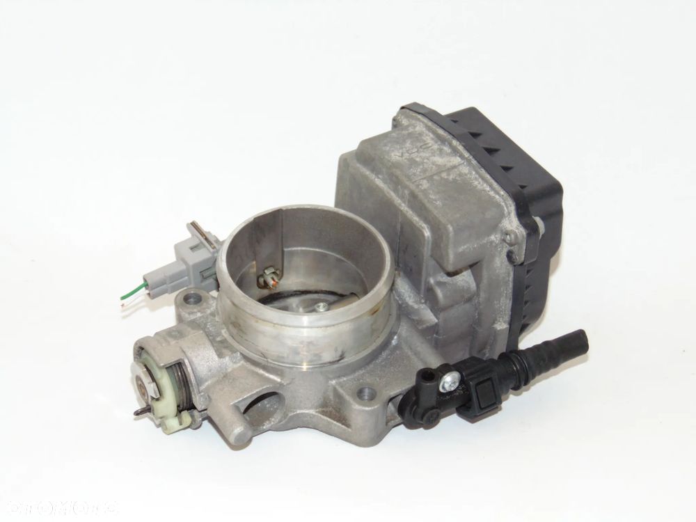 Przepustnica 9648053780 Citroen C4 C5 C8 Peugeot 307 407 607 807 1.8 2.0 - 1