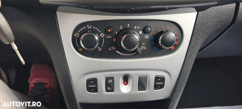 Dacia Logan 1.5 dCi 90 CP Prestige - 21