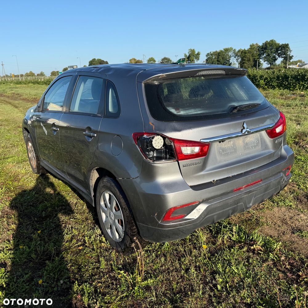 Mitsubishi ASX 1.6 Intense Plus Navi Blue Edition - 3