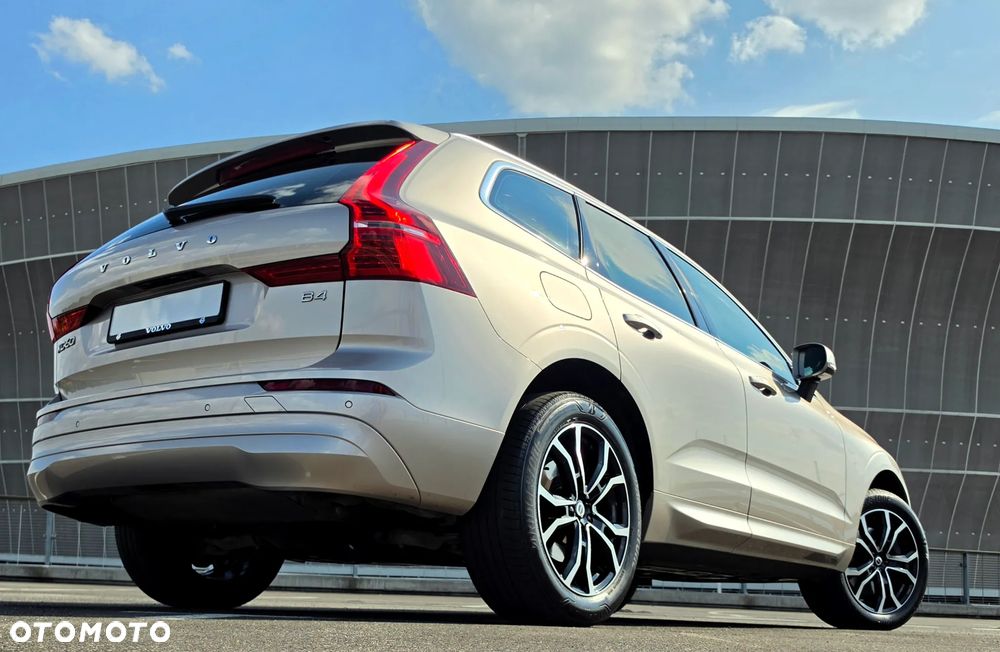 Volvo XC 60 B4 D Plus Bright - 18