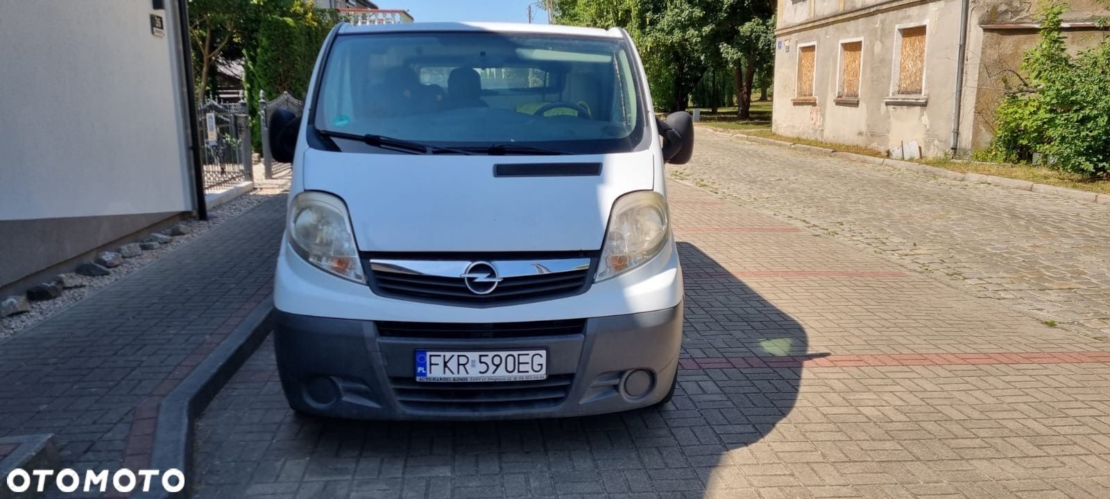 Opel Vivaro - 1