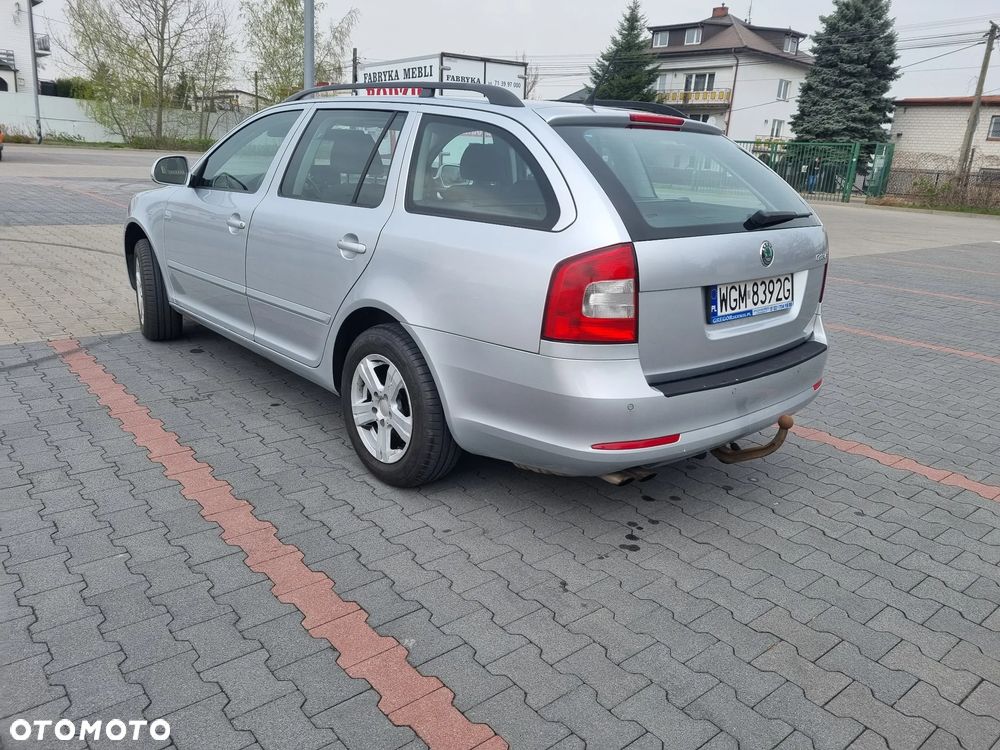 Skoda Octavia 1.6 TDI 4x4 Ambition - 4