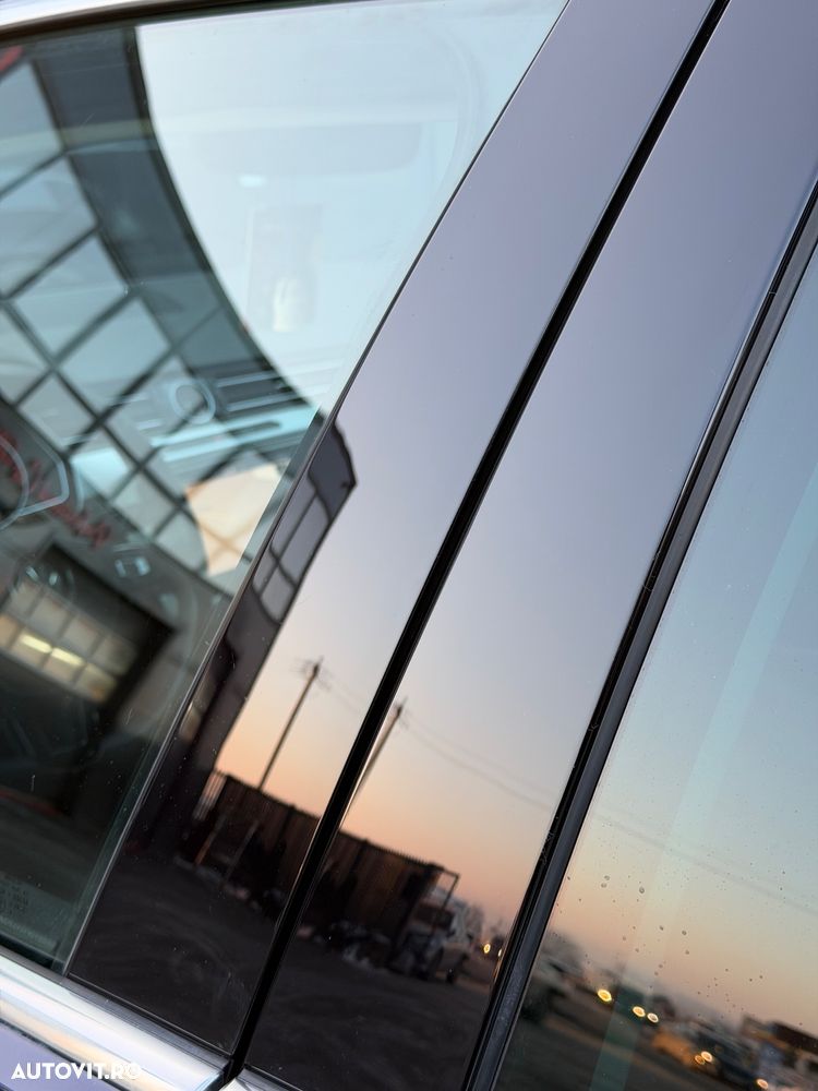 Volkswagen Passat 2.0 TDI SCR DSG Trendline - 18