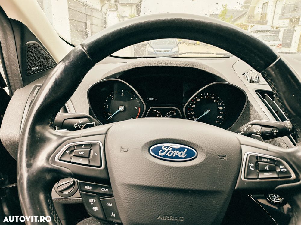 Ford Kuga - 7