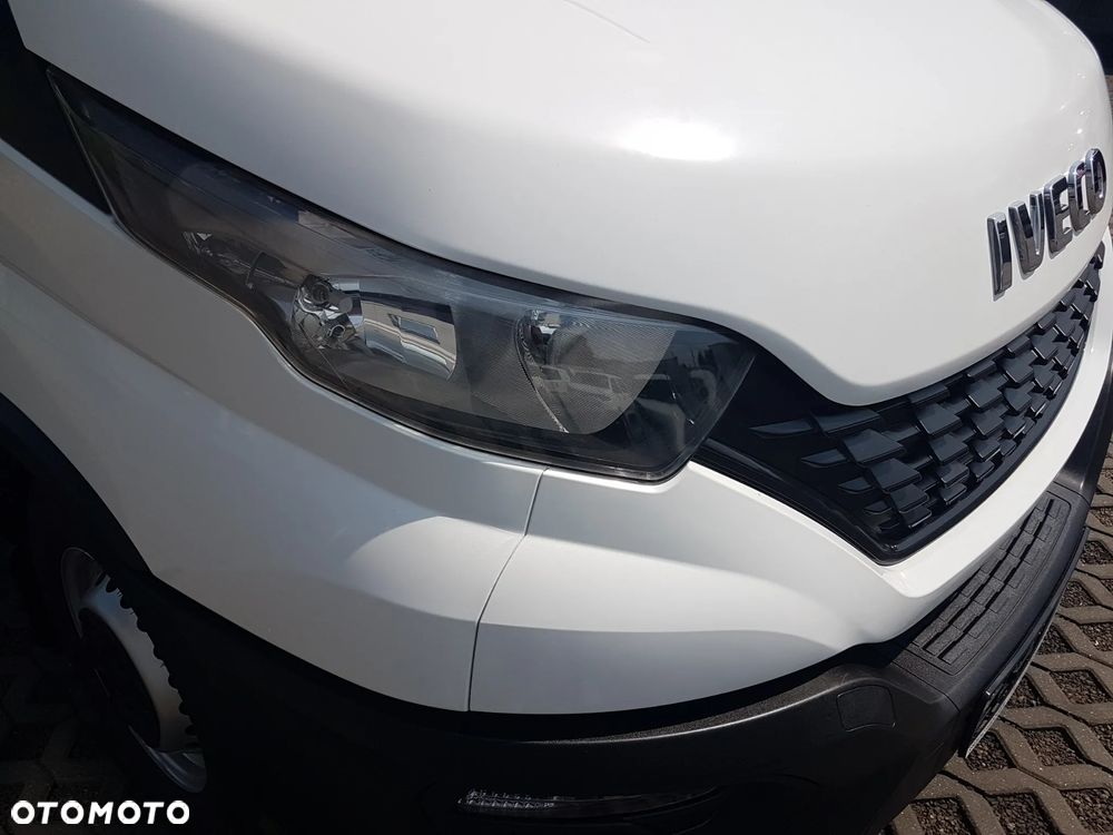 Iveco DAILY KONTENER NISKOPODŁOGOWY 4,43x2,23x2,42 SKLEP FOODTRUCK BAR KLIMA KONIOWÓZ KAMPER - 18