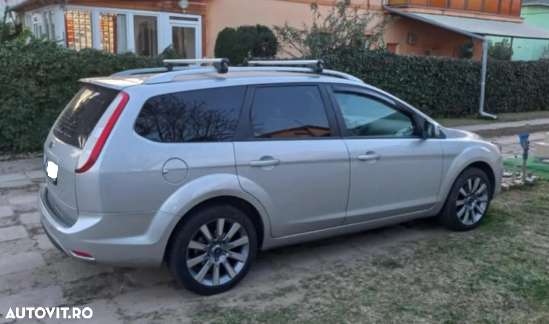 Ford Focus 1.6 16V Ghia - 2