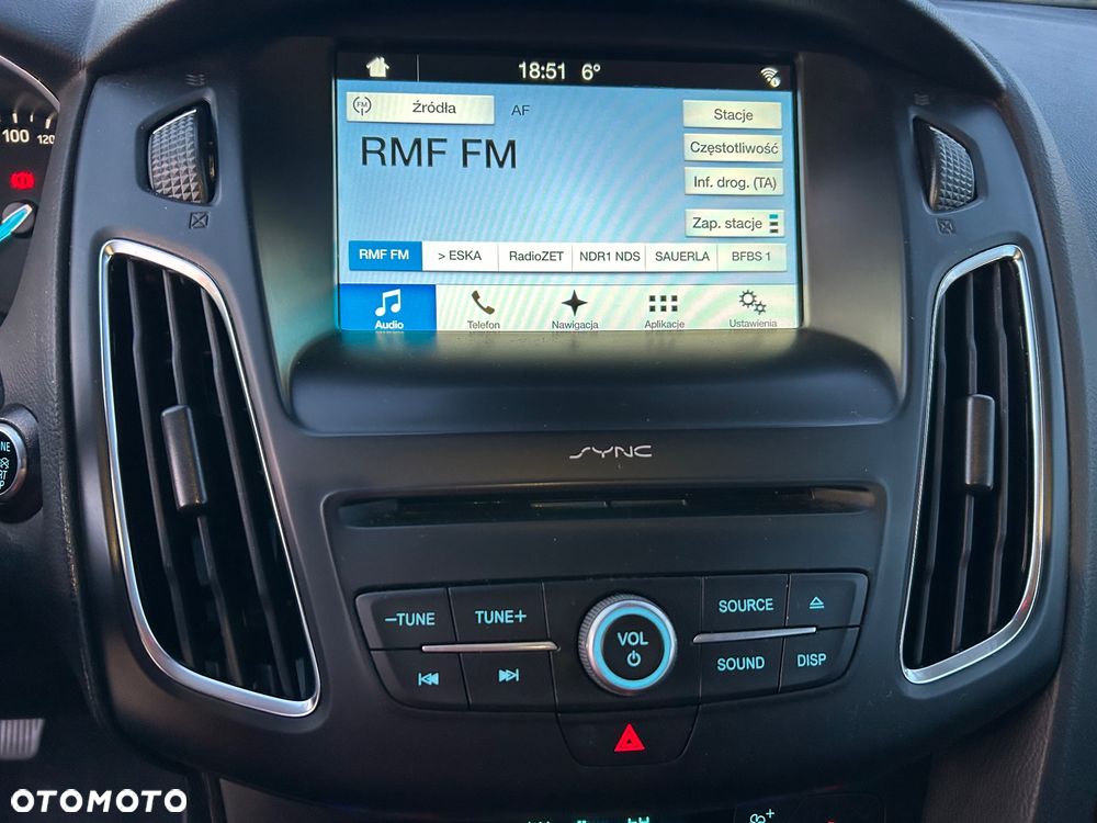 Ford Focus 1.0 EcoBoost Start-Stopp-System TITANIUM STYLE - 16