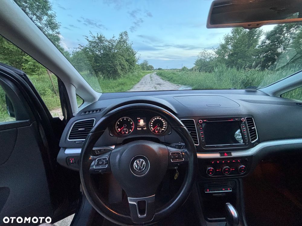 Volkswagen Sharan 2.0 TSI Highline DSG - 10