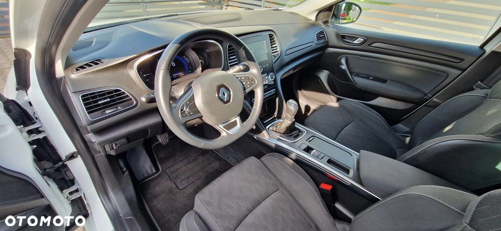 Renault Megane 1.3 TCe FAP Intens - 17