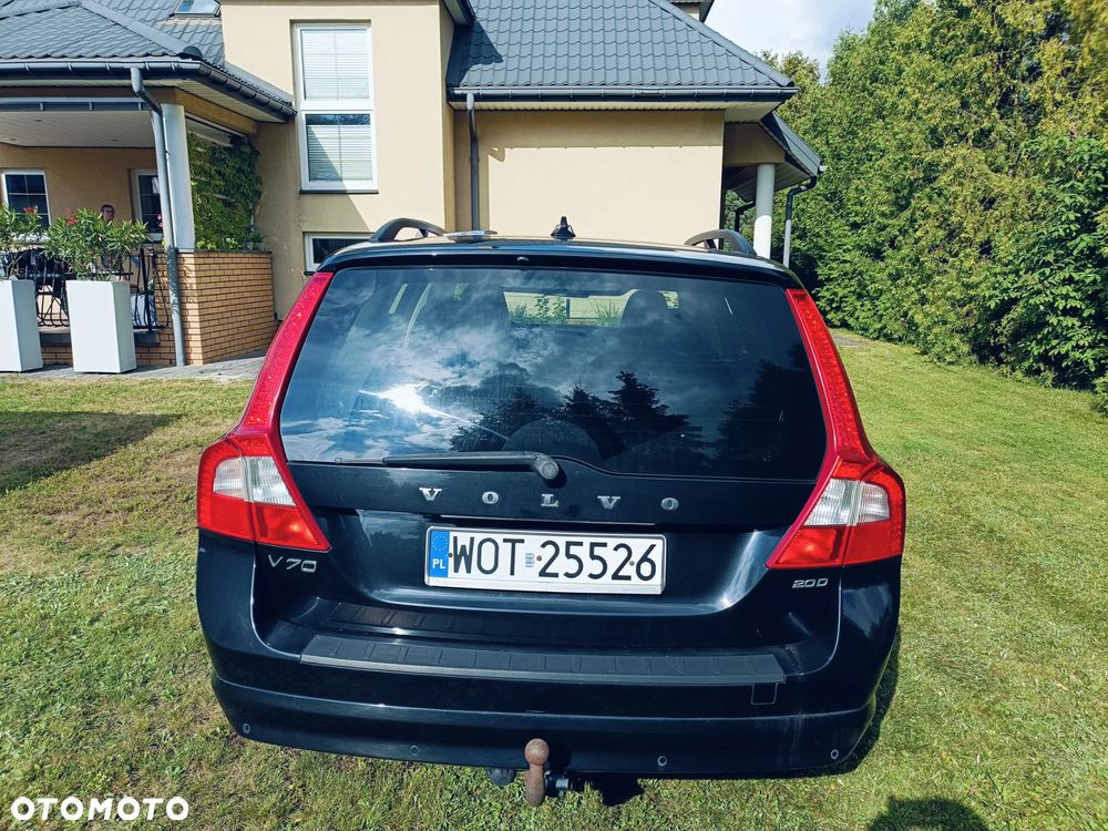 Volvo V70 2.0D Momentum - 9
