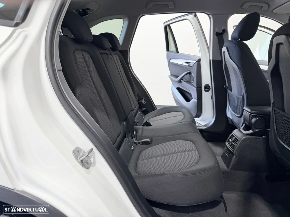 BMW X1 16 d sDrive Advantage - 42