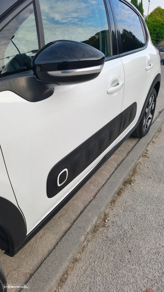 Citroën C3 1.6 BlueHDi Shine - 2