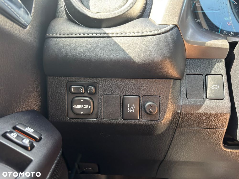 Toyota RAV4 Hybrid Prestige 4x4 - 30