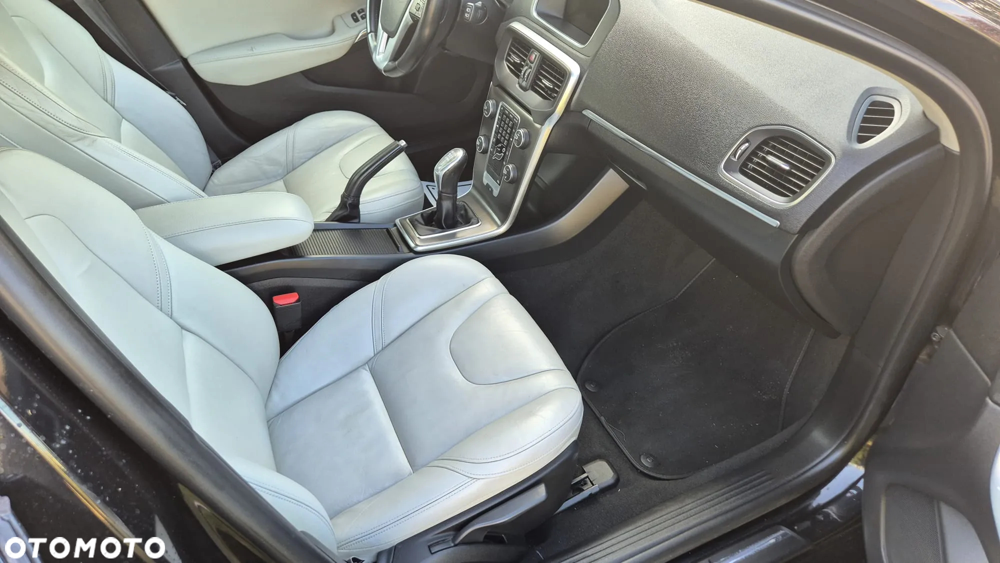 Volvo V40 - 14