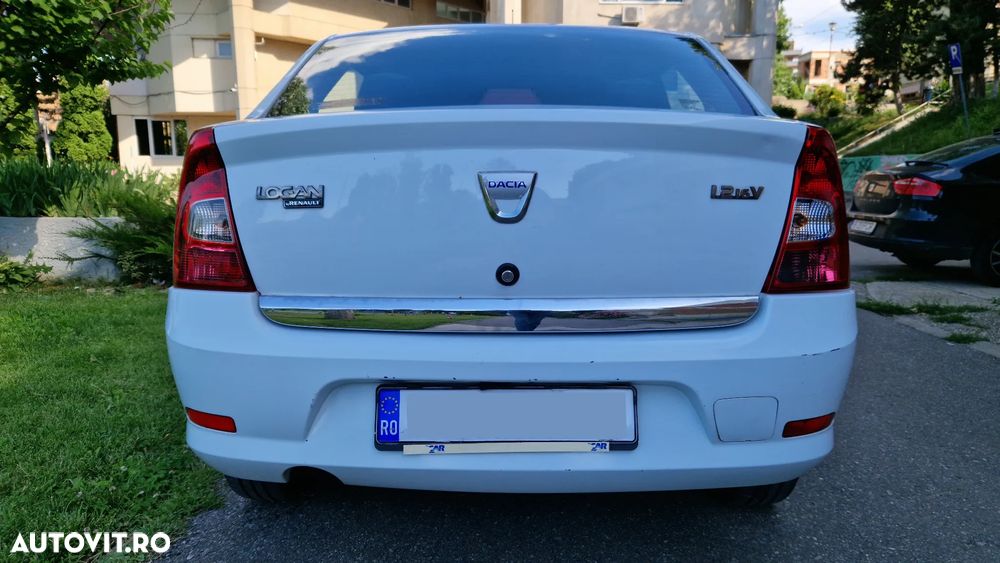 Dacia Logan 1.2 Laureate - 6
