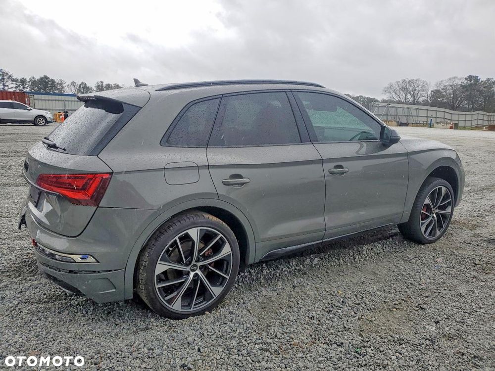Audi SQ5 - 5