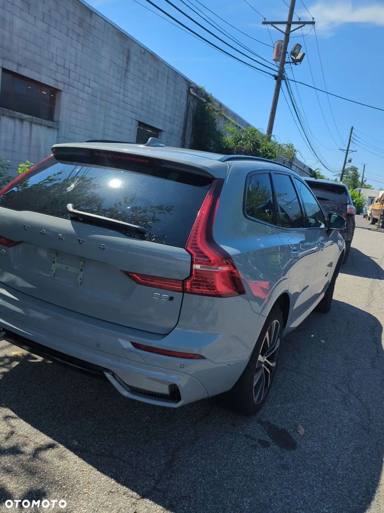 Volvo XC 60 B5 B AWD Geartronic Momentum Pro - 11