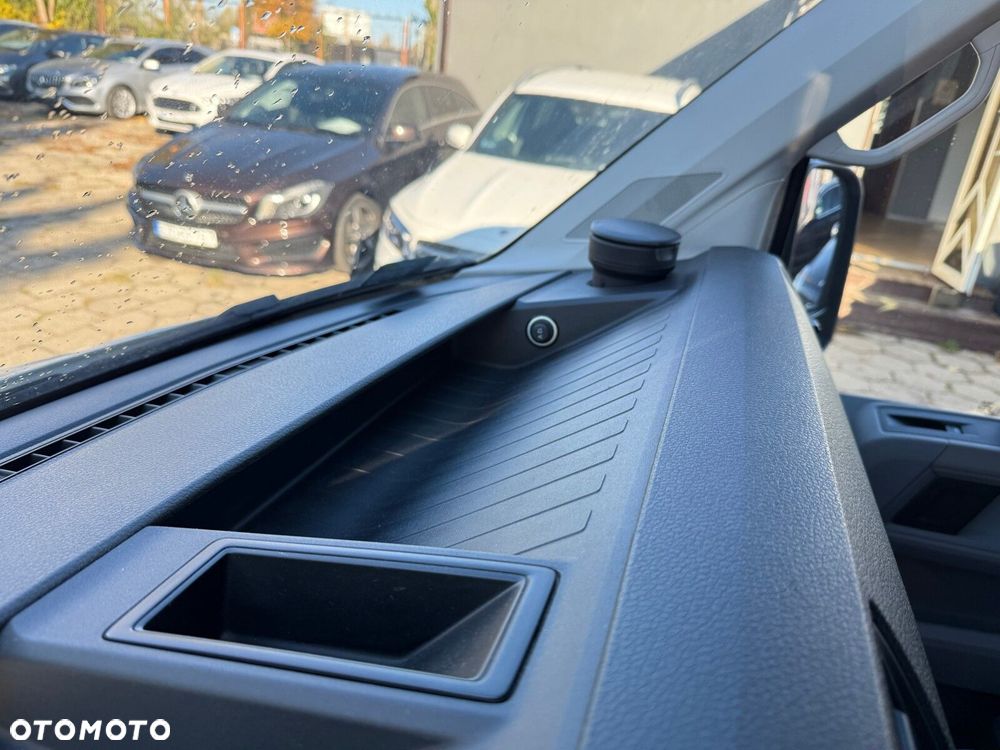 Volkswagen Crafter - 24