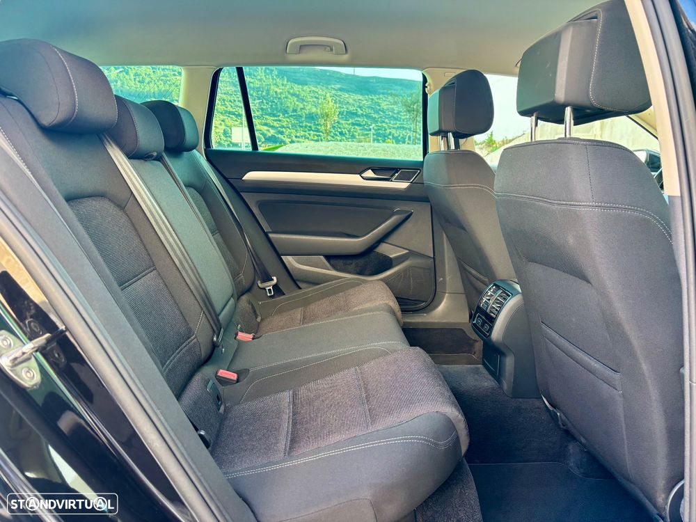 VW Passat Variant 1.6 TDI Highline - 7