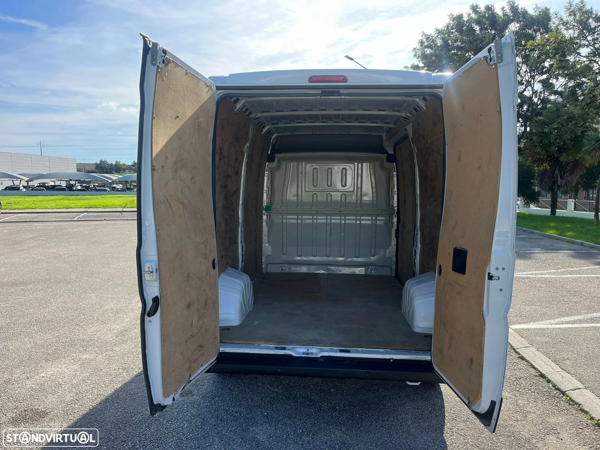 Peugeot Boxer 2.2 BlueHDi 120cv L3 H3 - IVA DEDUTÍVEL - 11