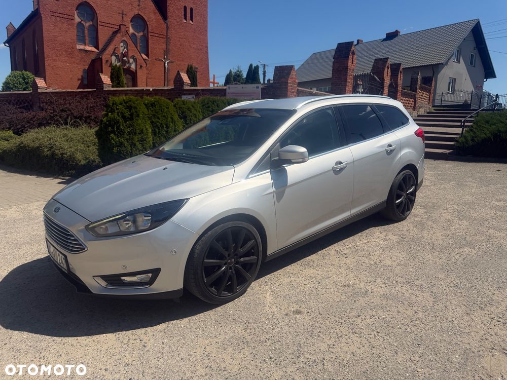 Ford Focus - 8