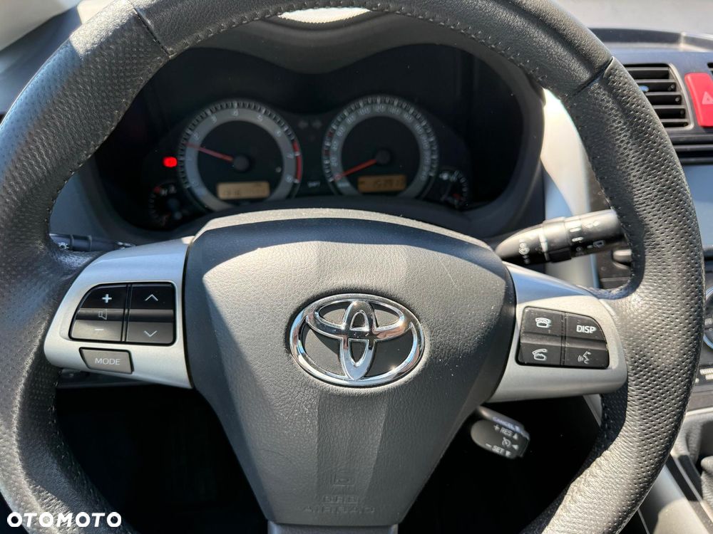 Toyota Yaris - 7