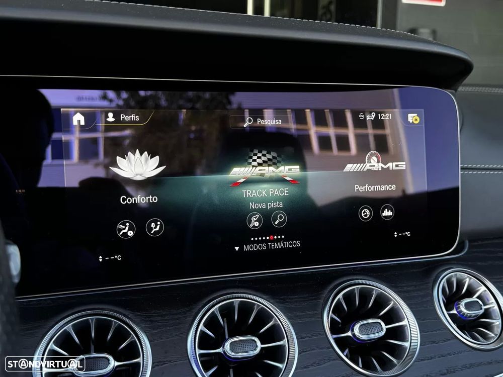 Mercedes-Benz E 53 AMG 4Matic+ - 36