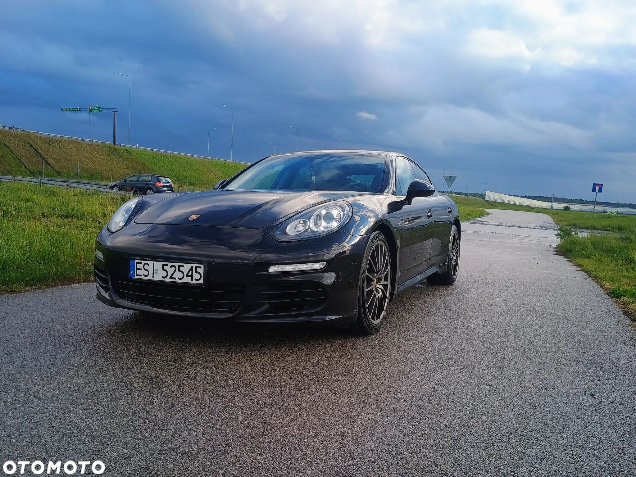 Porsche Panamera - 1