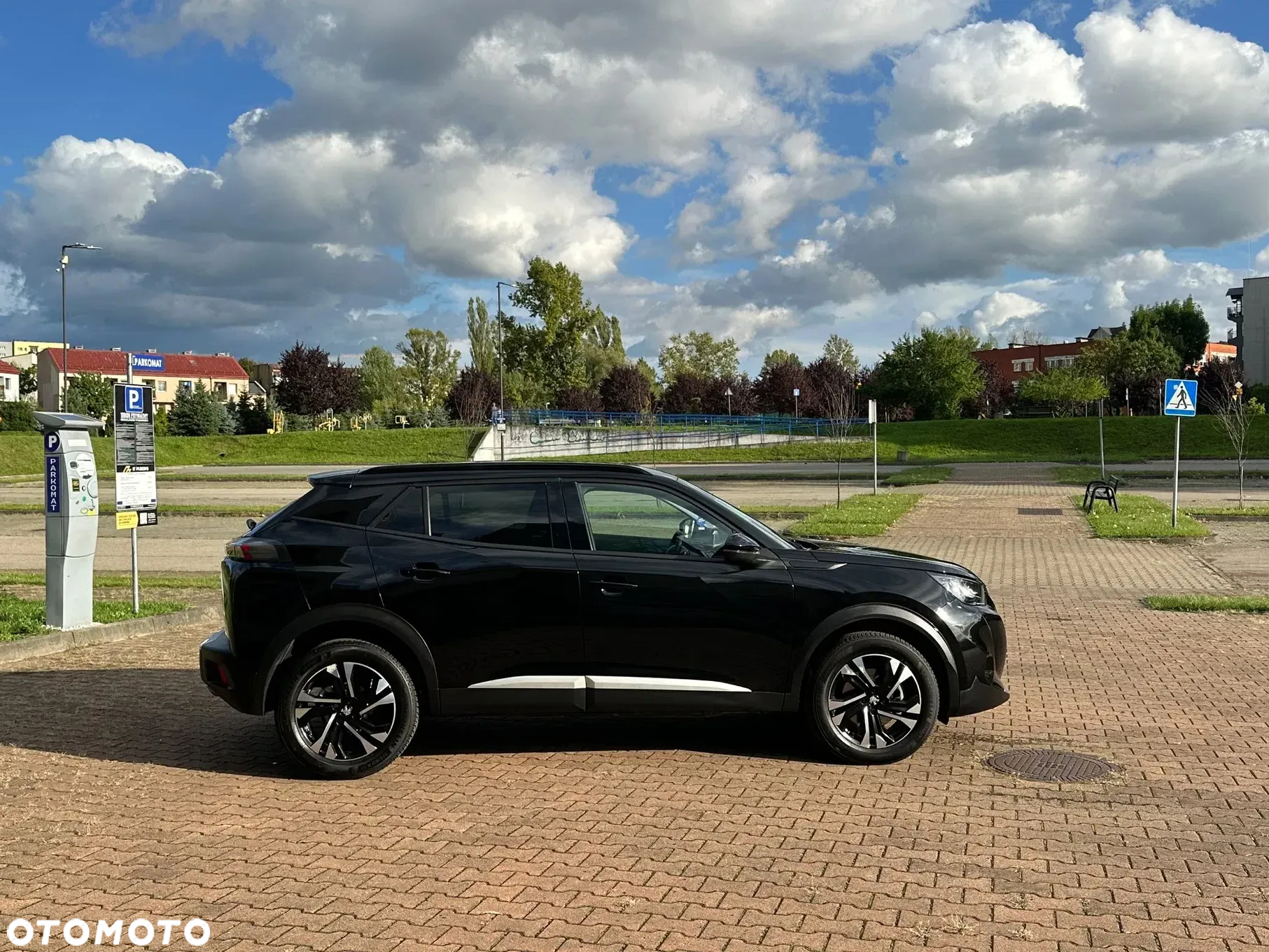 Peugeot 2008 1.5 BlueHDi Allure Pack S&S EAT8 - 15