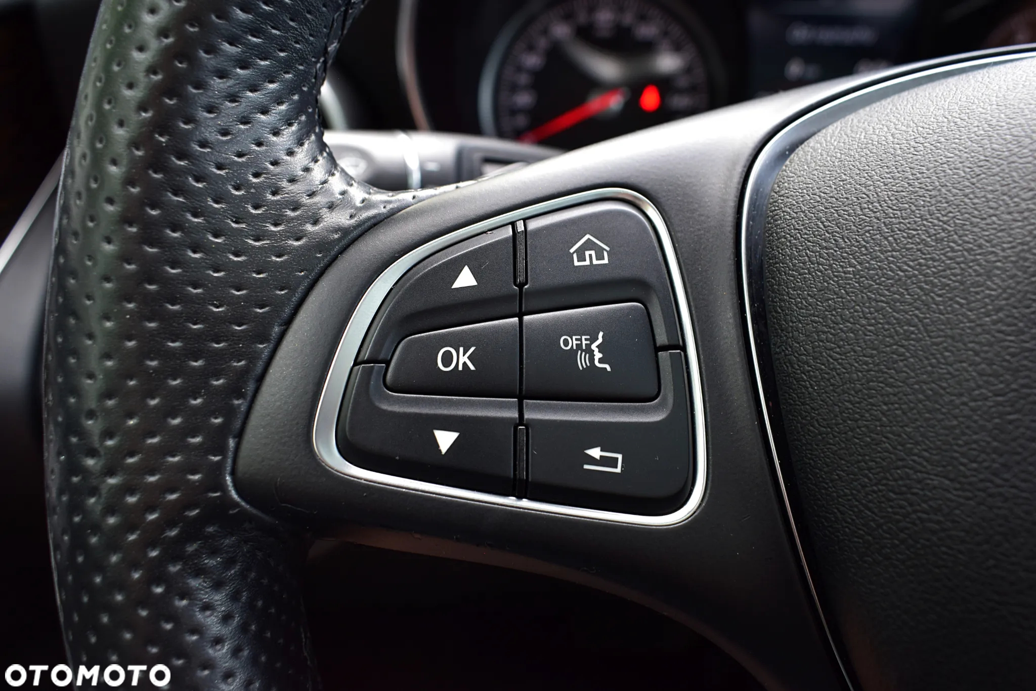 Mercedes-Benz GLC Coupe 300 4-Matic - 12