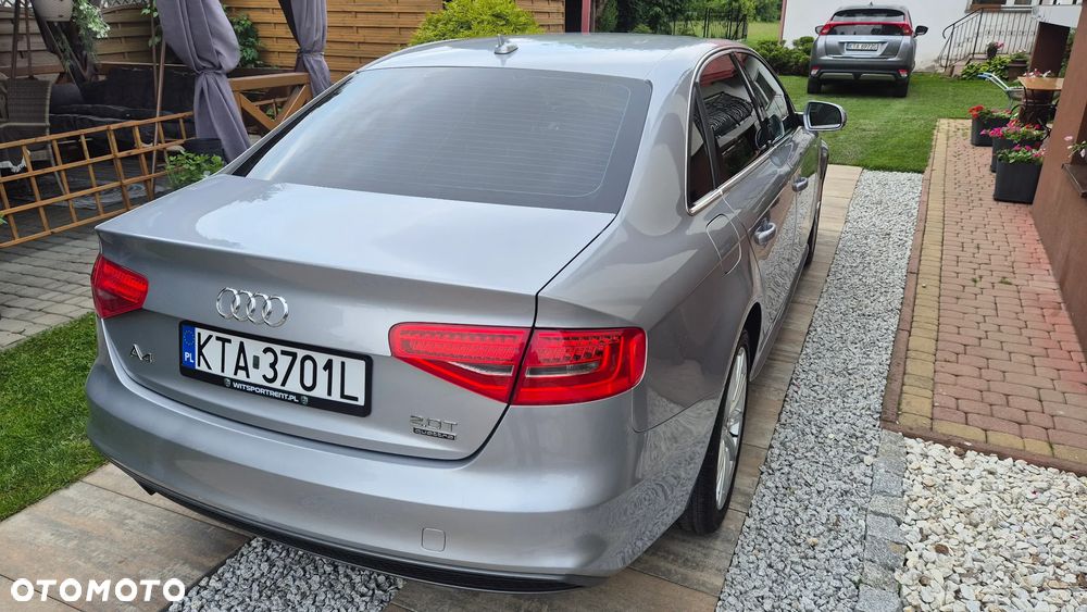 Audi A4 Limousine - 6
