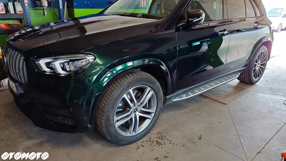 Mercedes-Benz GLE - 29