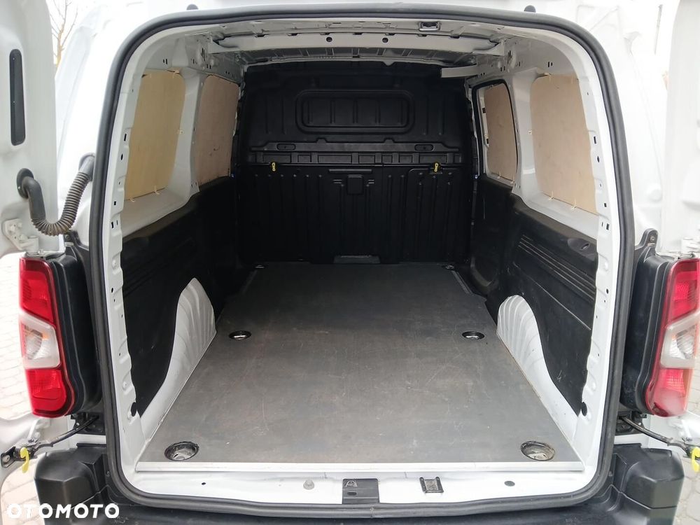 Toyota PROACE CITY - 13