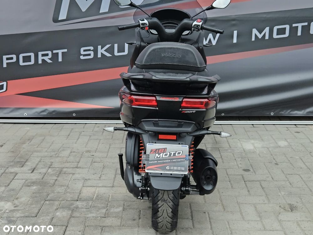 Piaggio MP-3 - 17