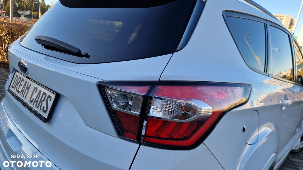 Ford Kuga 1.5 EcoBoost 2x4 ST-Line - 19