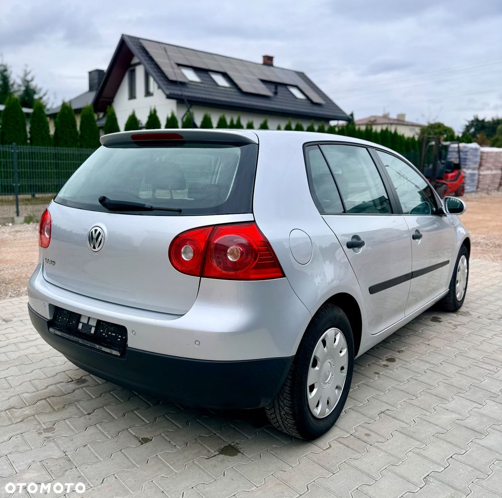 Volkswagen Golf V 1.4 FSI Trendline - 3