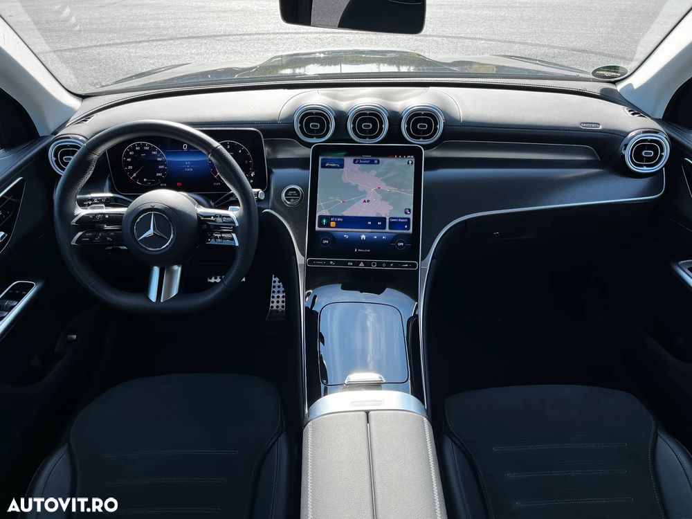 Mercedes-Benz GLC 220 d 4MATIC MHEV - 12