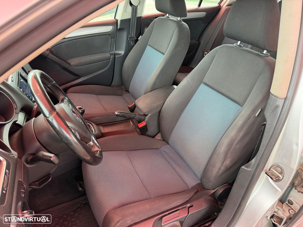VW Golf 1.6 TDi Confortline - 13