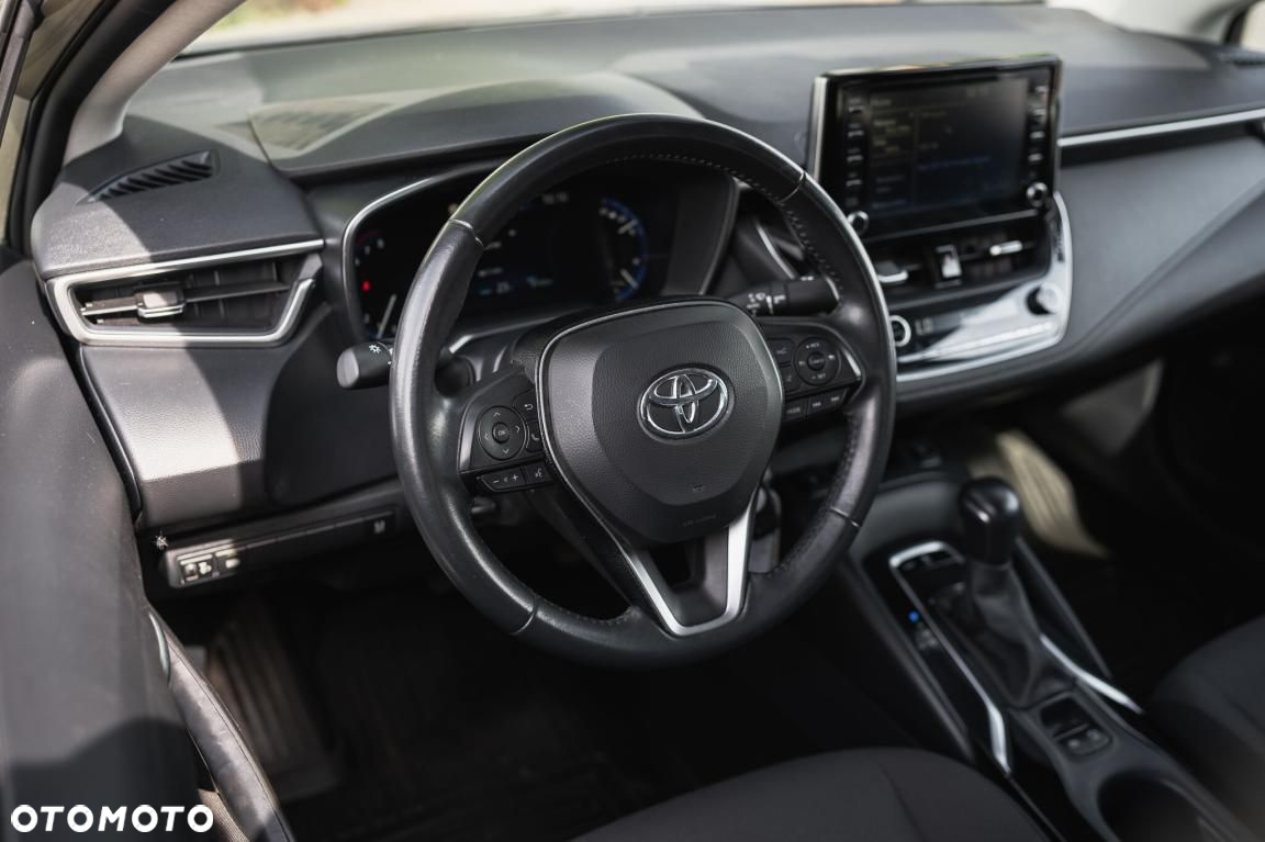 Toyota Corolla - 16