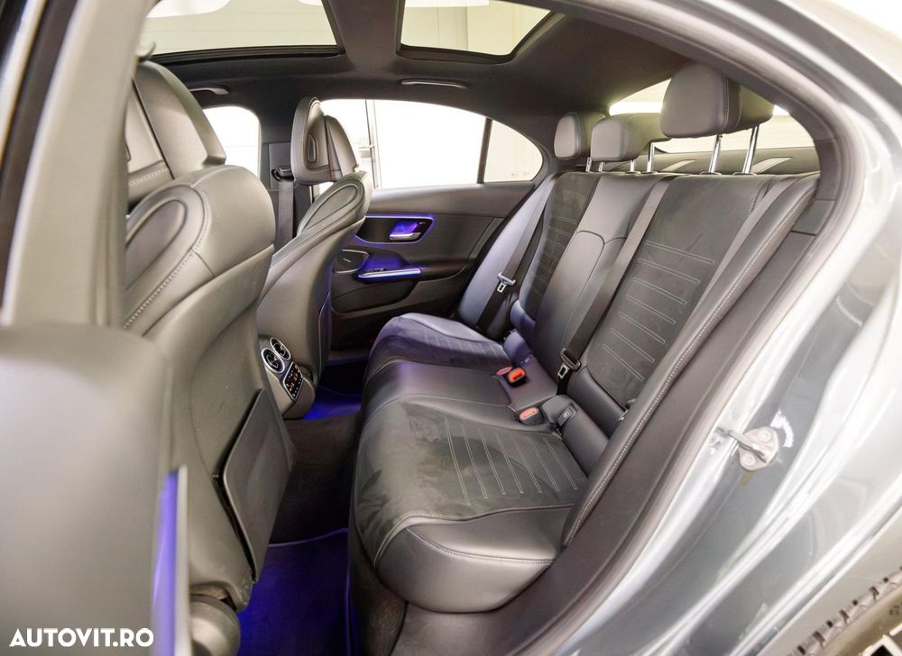 Mercedes-Benz C 300 4Matic 9G-TRONIC Edition AMG Line - 15