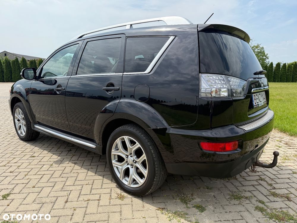 Mitsubishi Outlander 2.0 Intense + 2WD EU5 - 17