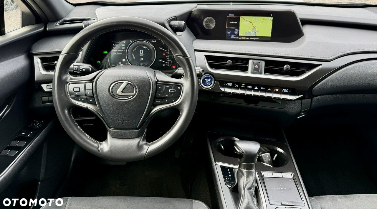 Lexus UX 250h Elegance 2WD - 14