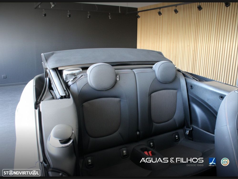 MINI Cabrio Cooper Auto - 10