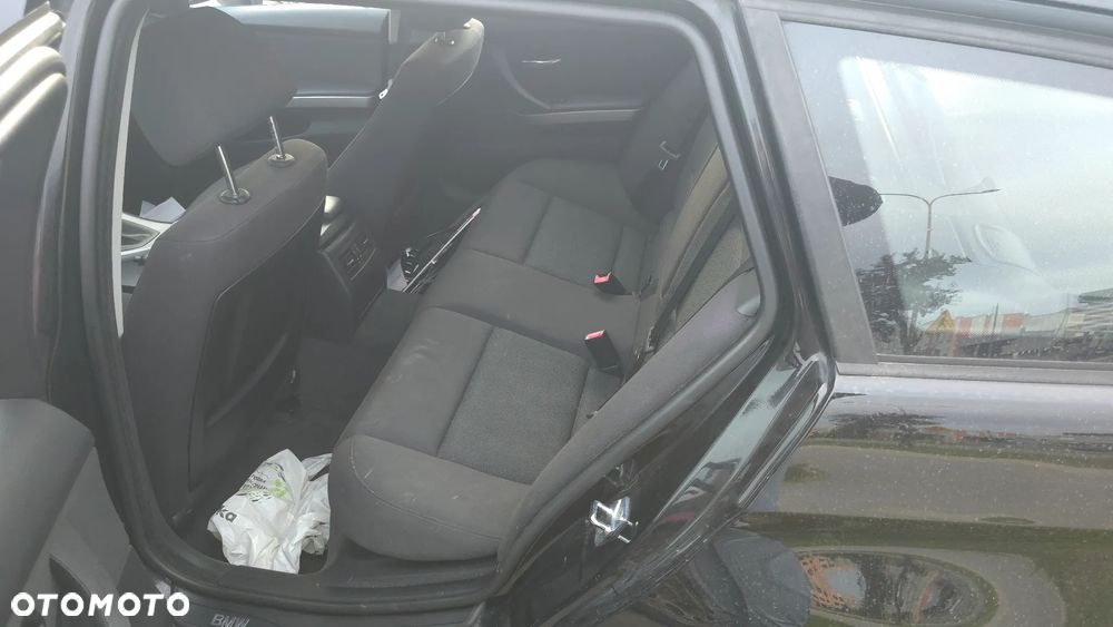 BMW Seria 3 320d - 13
