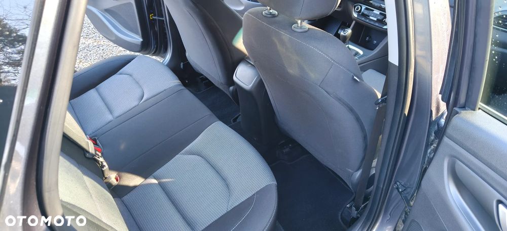 Hyundai i30 1.4 Trend - 12