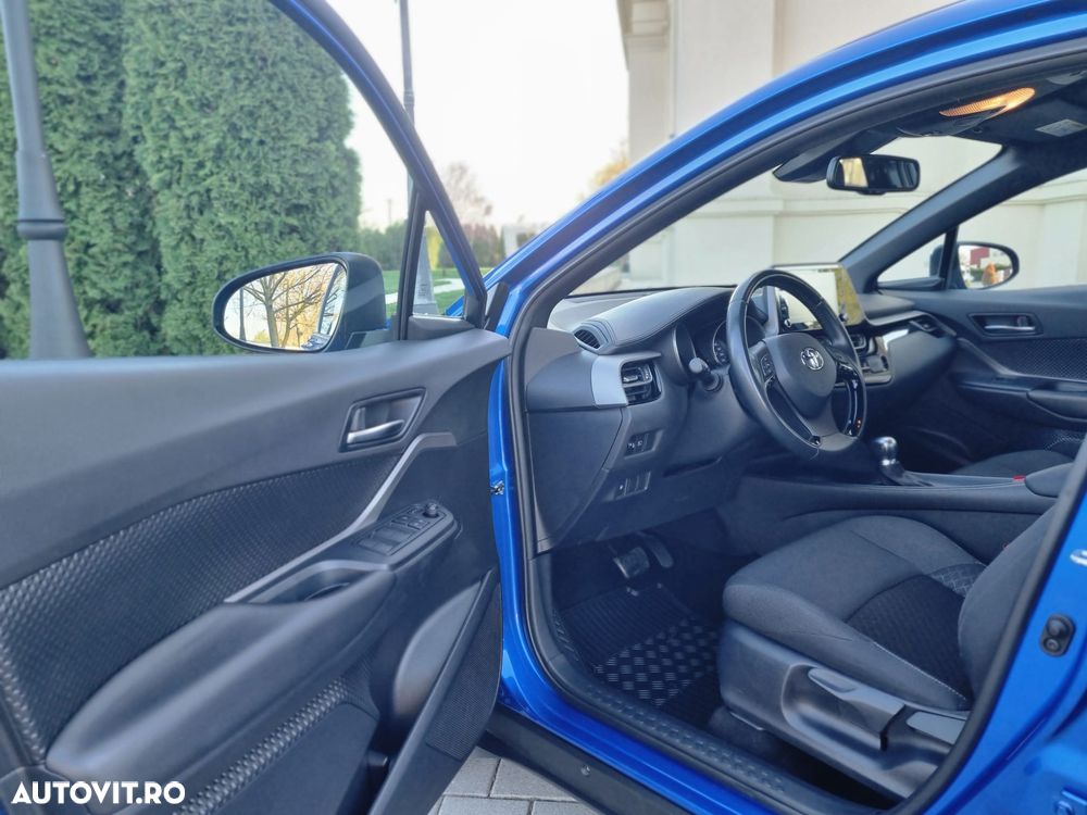 Toyota C-HR Style Selection - 11